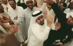 رقص سعودي يرقص رجل رجال شماغ غطرة حطة مشدة GIF - Saudi Dance Dancing Man Men Dance GIFs