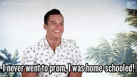 Smiling I Never Went To Prom GIF - Smiling I Never Went To Prom I Was Home Schooled GIFs