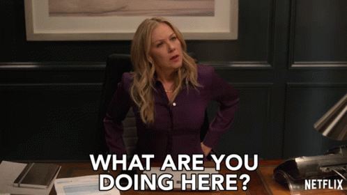 What Are You Doing Here Christina Applegate GIF - What Are You Doing Here Christina Applegate Jen Harding GIFs