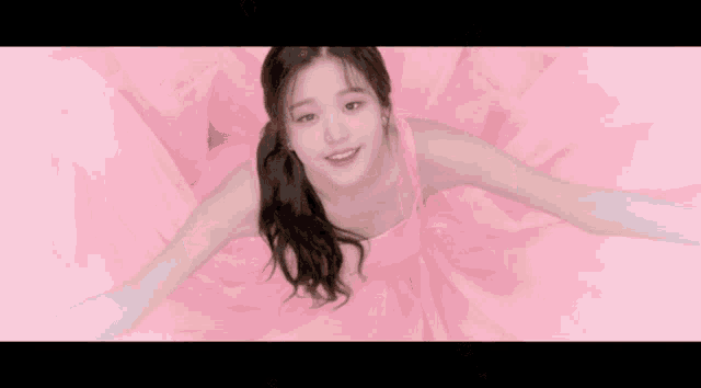 Iz One Jang Wonyoung GIF - Iz One Jang Wonyoung Miyawaki Sakura GIFs