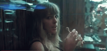 Taylor Swift Drink GIF - Taylor Swift Drink Cheers GIFs
