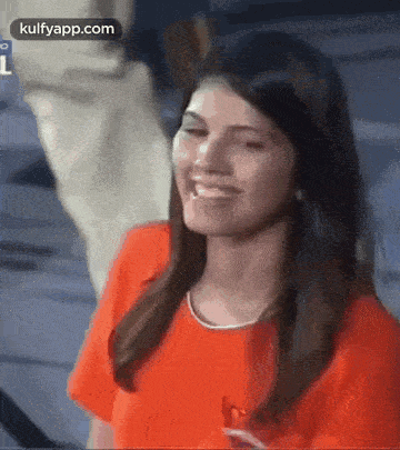 Srh Fans  Wants To See You Happy.Gif GIF - Srh Fans Wants To See You Happy Kaviya Maran Srh GIFs