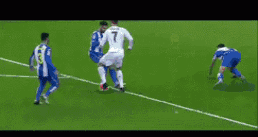 a soccer player with the number 22 on his back