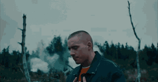 Think Confused GIF - Think Confused Focus GIFs