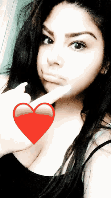 Ruya Selfie GIF - Ruya Selfie Middle Finger GIFs