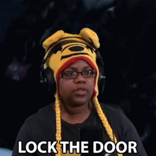 Lock The Door Aychristenegames GIF - Lock The Door Aychristenegames Lock It GIFs
