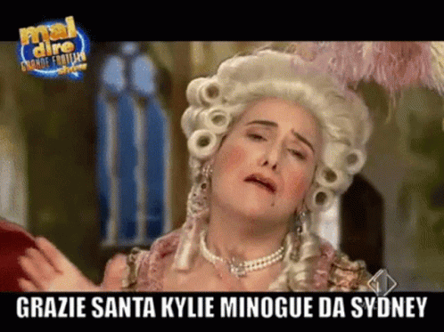 Madre Sensualita A Corte GIF - Madre Sensualita A Corte Kylie Minogue GIFs