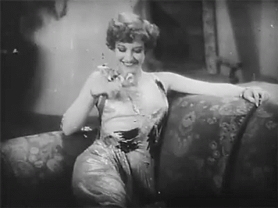 Joan Crawford Flirt GIF - Joan Crawford Flirt Our Dancing Daughters GIFs