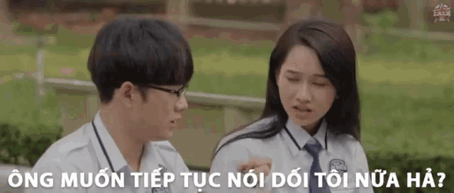ông Muốn Tiếp Tục Nói Dối Tôi Nữa Hả Dừng Lại GIF