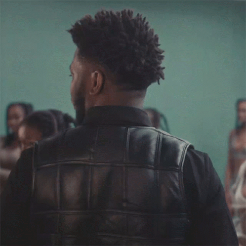 Look Back Nonso Amadi GIF - Look Back Nonso Amadi Different Song GIFs