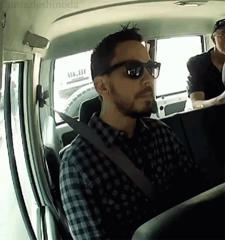 Mike Shinoda Linkin Park GIF - Mike Shinoda Linkin Park Chewing Gum GIFs
