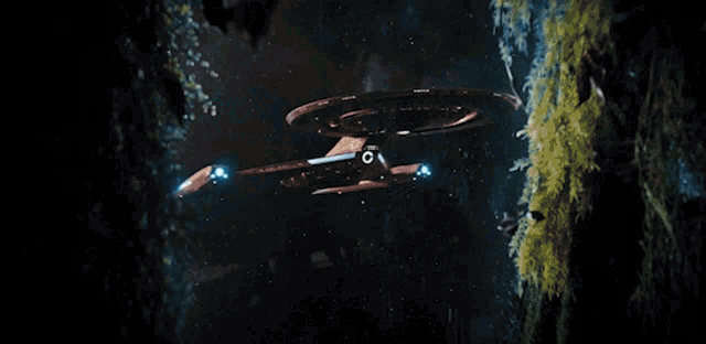 Teleport Out Star Trek Discovery GIF - Teleport Out Star Trek Discovery Were Out GIFs