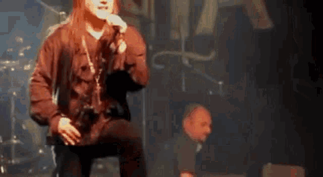 Andre Matos Sing GIF - Andre Matos Sing Concert GIFs