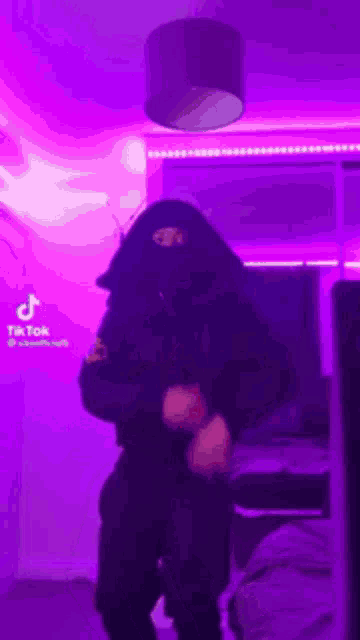 Bh Frm Da Wic GIF