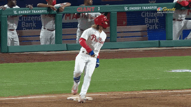 a philadelphia phillies baseball player runs to base