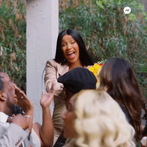 Happy To See You All Cardi B GIF - Happy To See You All Cardi B So Glad To See You All GIFs