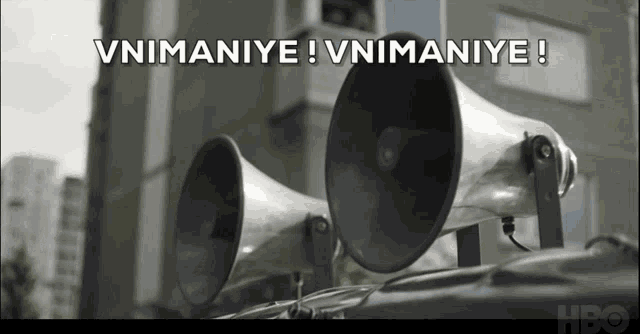 a sign that says vnimaniye ! vnimaniye ! on it