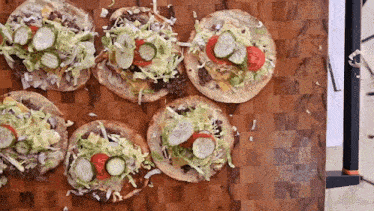 Group Of Tacos The Hungry Hussey GIF - Group Of Tacos The Hungry Hussey Burger Tacos GIFs