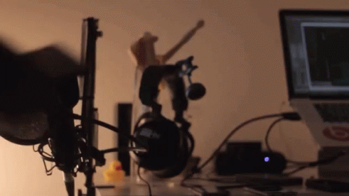 Its Cake The Mpc GIF - Its Cake The Mpc Composing GIFs