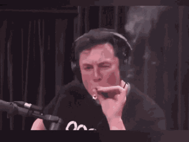 Weed Smoke GIF - Weed Smoke Elon Musk GIFs