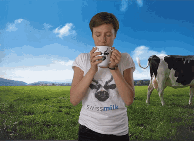 Swissmilk Coffee GIF - Swissmilk Coffee Milk GIFs