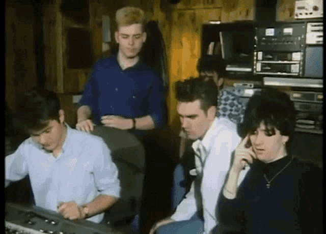 Andy Rourke The Smiths GIF - Andy Rourke The Smiths Johnny Marr GIFs