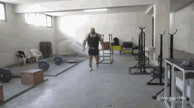 a man in a gym with the hashtag mogyed4k