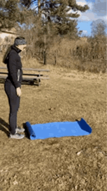 Core Rolldown GIF - Core Rolldown Plank GIFs