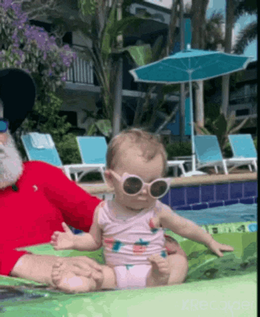 Dancing Baby Baby Pool GIF - Dancing Baby Baby Pool Happy Baby GIFs