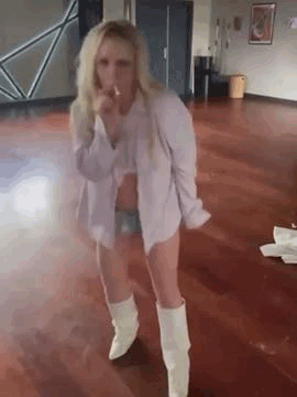 Britney Spears Smoke GIF - Britney Spears Britney Smoke GIFs