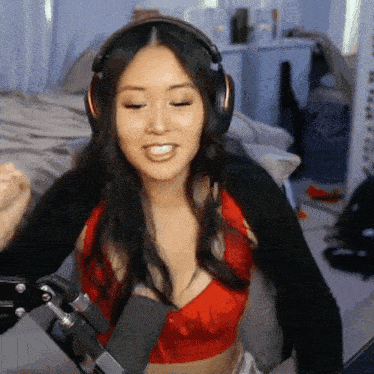 Froxy Froxygirl GIF - Froxy Froxygirl Shake Fist GIFs