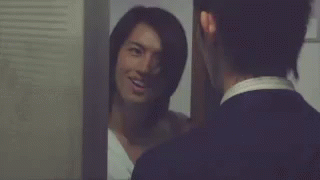 Takumi Saito シャワー室　笑　イケメン GIF - Takumi Saito Shower Smiling GIFs