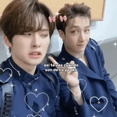 two young men are posing for a picture and the caption says asi te ves cuando son de livy y roku