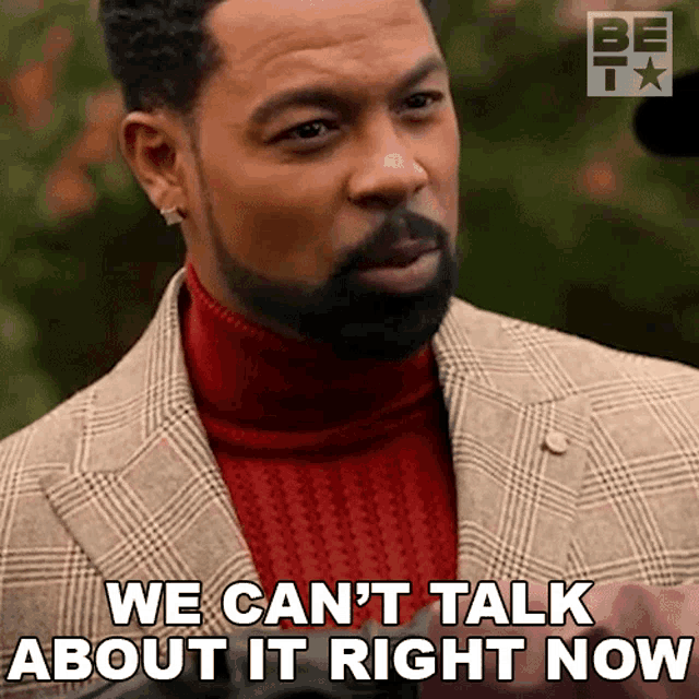 We Cant Talk About It Right Now Orlando Duncan GIF - We Cant Talk About It Right Now Orlando Duncan The Family Business GIFs
