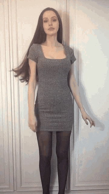Tania Dress GIF - Tania Dress GIFs