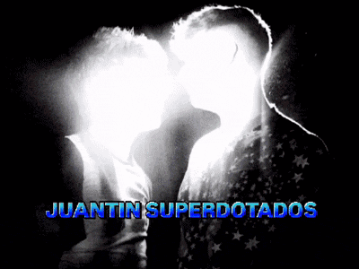a black and white photo of a man and woman kissing with the words juantin superdotados in blue