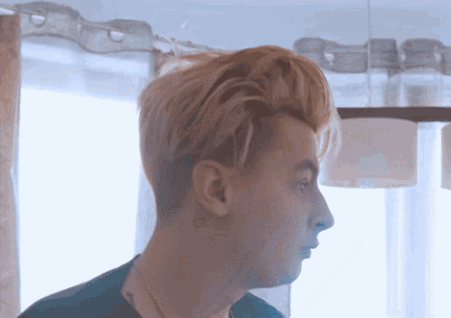 Fixed Hair Handsome GIF - Fixed Hair Handsome Talking GIFs