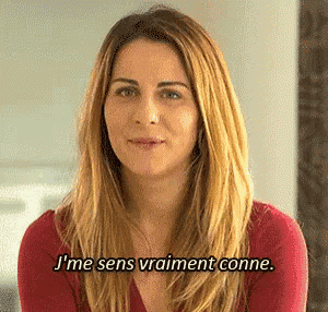a woman in a red shirt says i 'm sens vraiment conne .