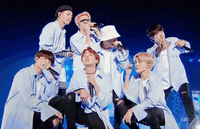 Bts Family GIF - Bts Family Group Singing GIFs