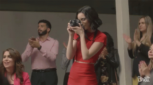 Photographer Work It Girl GIF - Photographer Work It Girl Pictures GIFs