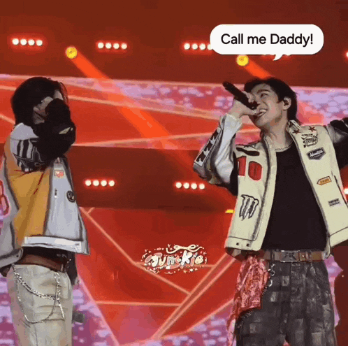 a speech bubble that says call me daddy