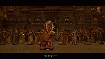 पद्मावती, रानी पद्मिनी, घूमर, दीपिका GIF - Padmavati Rani Padmini Ghoomar GIFs