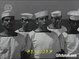 برورررروم اسماعيل ياسين في البحرية احمد رمزي المدفع GIF - Ismail Black And White Solider GIFs