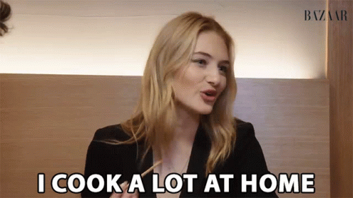 I Cook A Lot At Home Sanne Vloet GIF - I Cook A Lot At Home I Cook A Lot At Home GIFs
