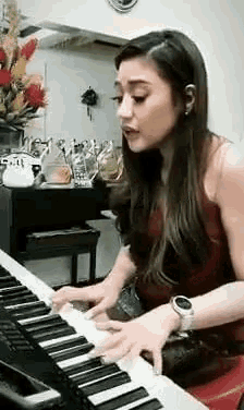 Morissette Amon Playing Piano GIF - Morissette Amon Playing Piano Punch GIFs