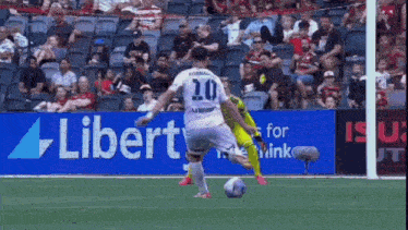 a soccer player with the number 20 on his jersey