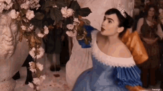 Mirror Mirror Snow White GIF - Mirror Mirror Snow White Lily Collins GIFs