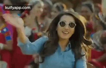 Hi.Gif GIF