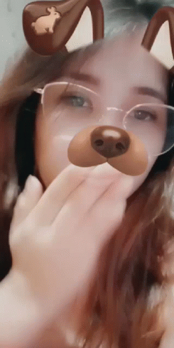 Maria Kiss Selfie GIF - Maria Kiss Selfie Cute GIFs