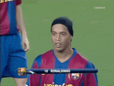 Ronaldinho Messi GIF - Ronaldinho Messi Barca GIFs